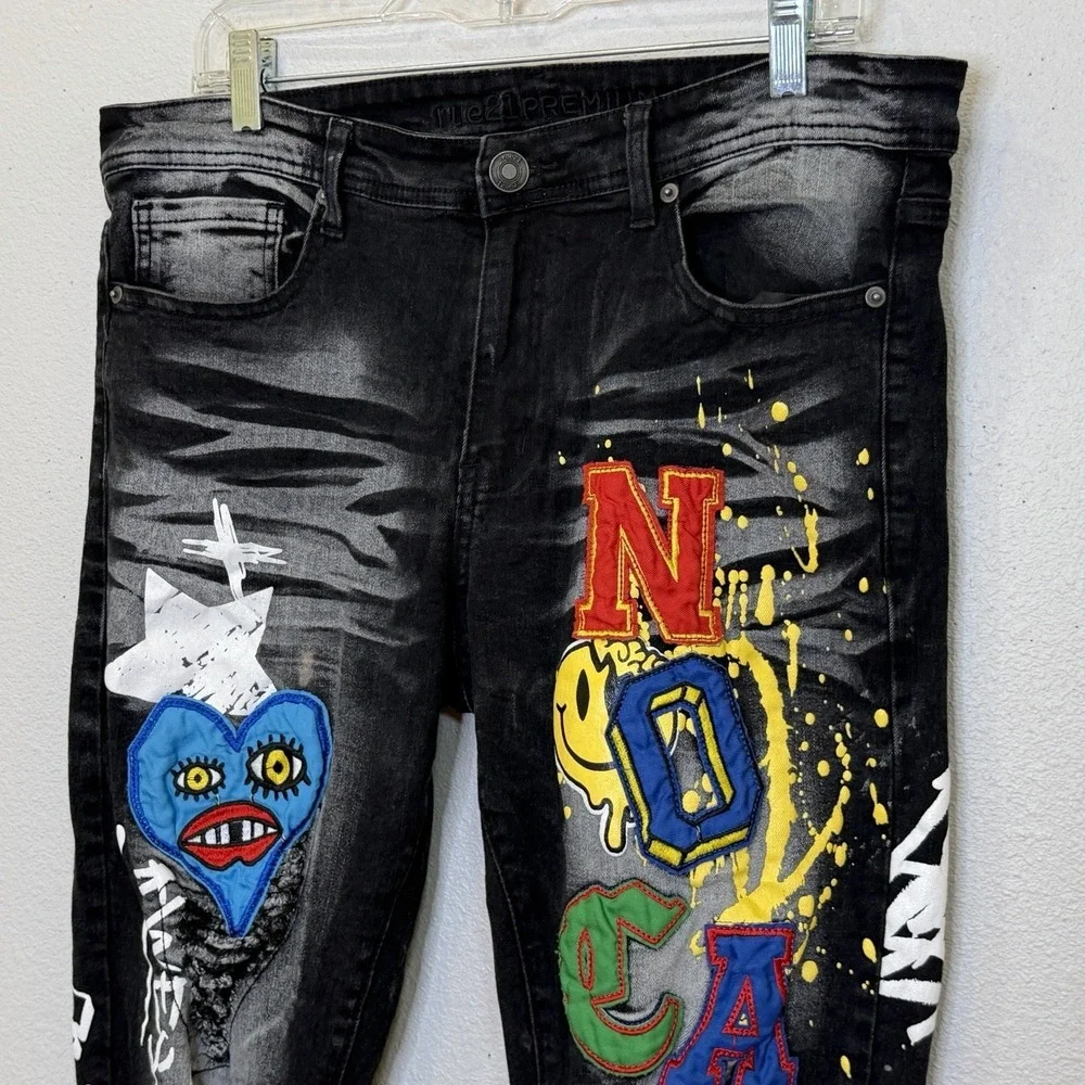 RUE 21 Premium Jeans Mens 34x32 Black Graffiti Skinny Streetwear Grunge Patch
